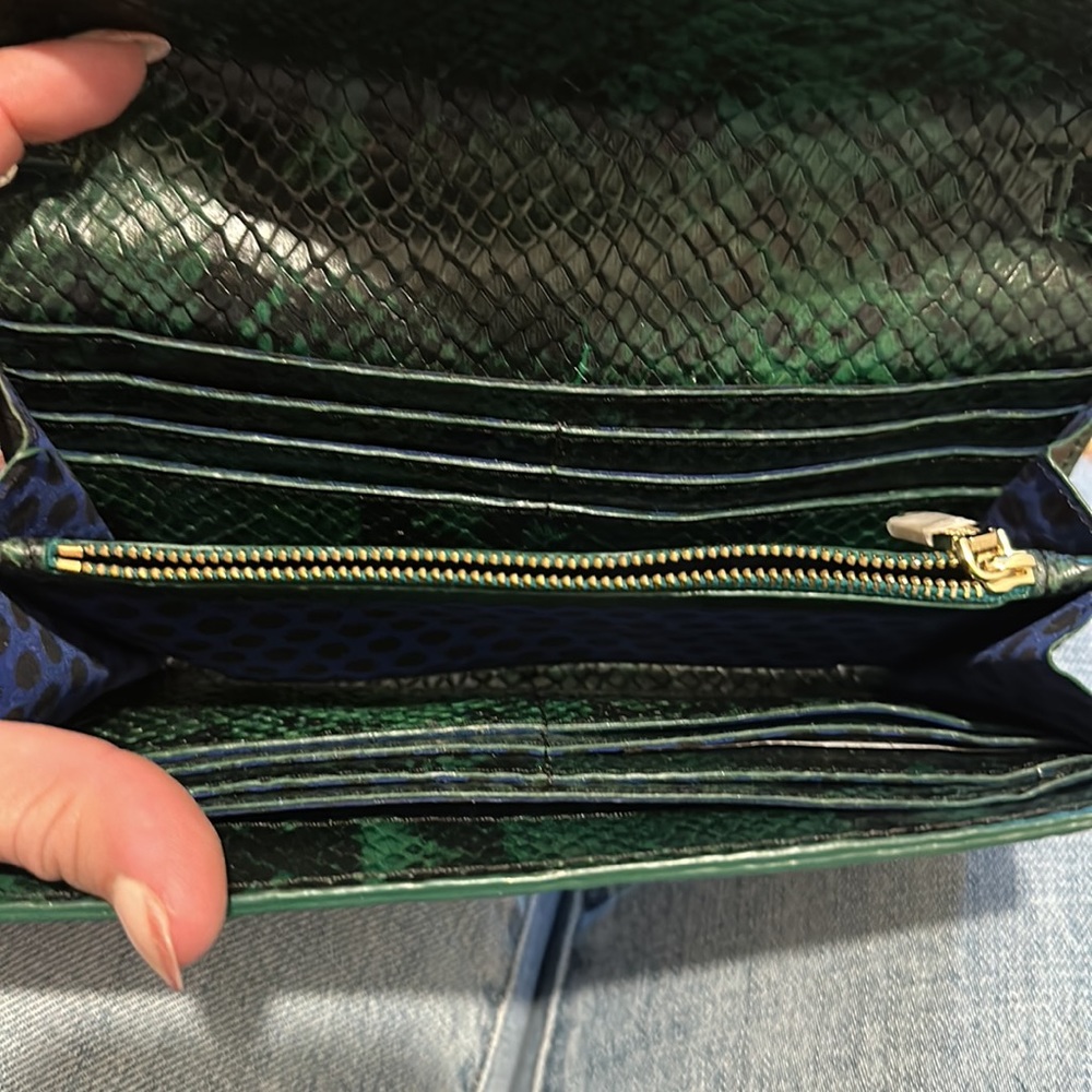 Wallet On Chain - Picture 3 of 3